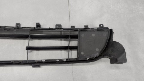 KRATKA ŚRODKOWA ZDERZAKA PRZEDNIEGO PORSCHE PANAMERA 970 LIFT 97050554111