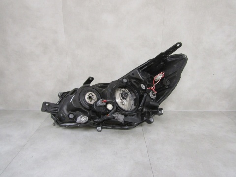 LAMPA PRZÓD SUBARU IMPREZA XV KSENON 11-17 RH