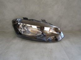 LAMPA PRZÓD VOLKSWAGEN POLO V 6R ZWYKŁA RH PRAWA 6R1941016E