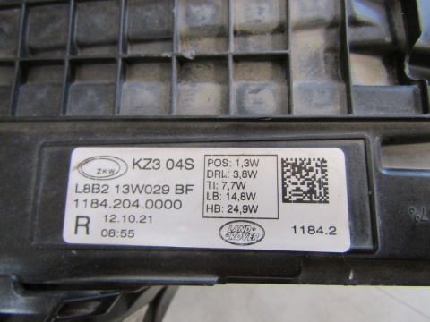 LAMPA PRZÓD LAND ROVER DEFENDER II LED RH PRAWA L8B213W029BF 20-