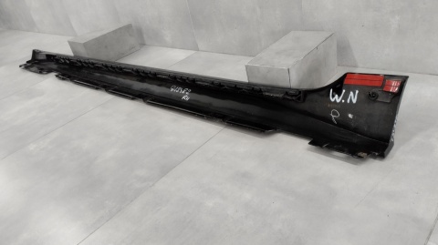 Listwa progowa prawa Audi A5 8W8 S-Line 19 Lift-
