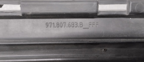 Kratka zderzaka środkowa grill Porsche Panamera 971 16-23 / 971807683B