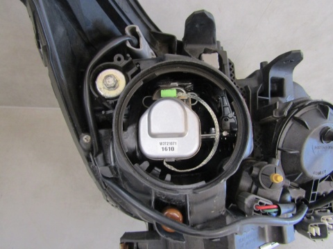 LAMPA PRZÓD MITSUBISHI ASX KSENON 10-12 LH LEWA CZARNA