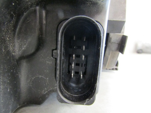 LAMPA PRZÓD VOLKSWAGEN POLO V 6R ZWYKŁA LH LEWA 6R1941015E