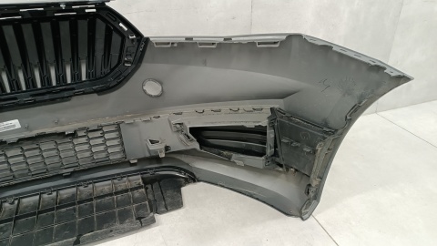 Zderzak przód przedni Skoda Fabia IV 4 6VA 21- / + Podłoga