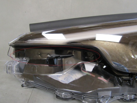 LAMPA PRZÓD LEXUS LBX FULL LED LH LEWA 23- KOITO 52-360