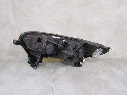 LAMPA PRZÓD RENAULT KADJAR ZWYKŁA SOCZEWKA + LED 15-18 RH HELLA 011.770-86