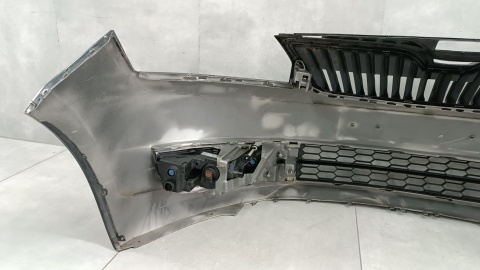 Zderzak przód przedni Skoda Rapid 5JA 12-17 /+ Halogeny