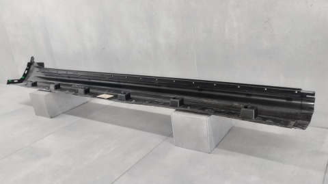 Listwa progowa prawa Volvo XC90 II 18- lift XC 90