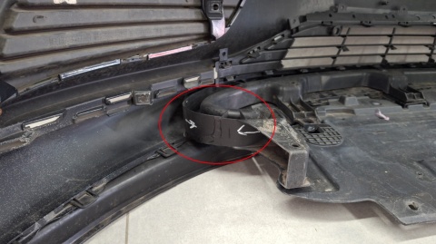 Zderzak przód przedni Opel Astra K 5 V 15-18 / + osłona