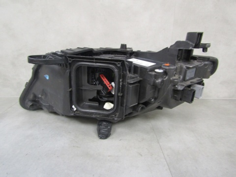 LAMPA PRZÓD PEUGEOT 308 III 3 T10 LED RH PRAWA 21-25 98516735