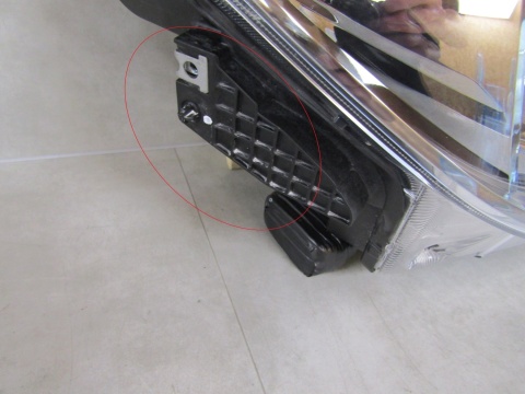 LAMPA PRZÓD SUZUKI VITARA 2 II LED LIFT 24- LH LEWA KOITO 100-7R016