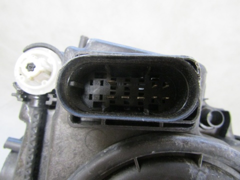 Lampa przód Mercedes CLS 257 MULTIBEAM 18- RH PRAWA A2579068400