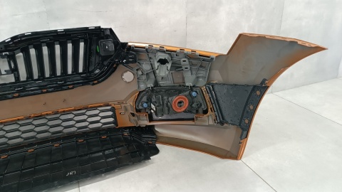 Zderzak przód przedni Skoda Scala 657 19-22 /+ Halogeny + osłona