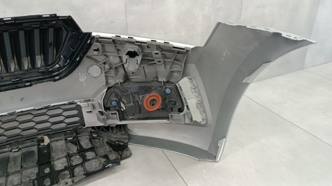 Zderzak przód przedni Skoda Scala 657 19-22 /+ Halogeny + osłona