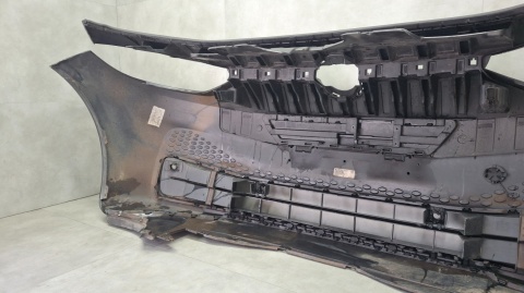 Zderzak przód przedni Volkswagen VW ID3 ID.3 10A 19-23 / + osłona