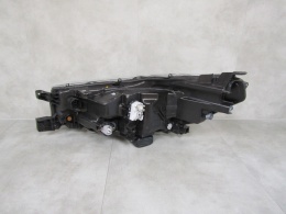 LAMPA PRZÓD TOYOTA HILUX VIII 8 LIFT FULL LED 20- RH PRAWA