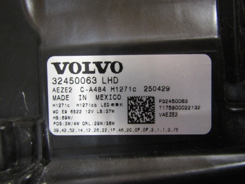 LAMPA PRZÓD VOLVO EX90 FULL LED PIXEL PRAWA RH 22- 32450063