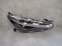 LAMPA PRZÓD TOYOTA COROLLA CROSS FULL LED 20- RH PRAWA HASCO 16-184