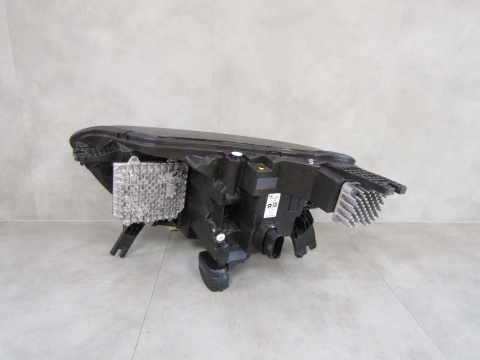 LAMPA PRZÓD NIO ES8 FULL LED RH PRAWA 18- P0072557