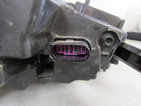 LAMPA PRZÓD SKODA ENYAQ LED LH LEWA 20- 5LB941015F