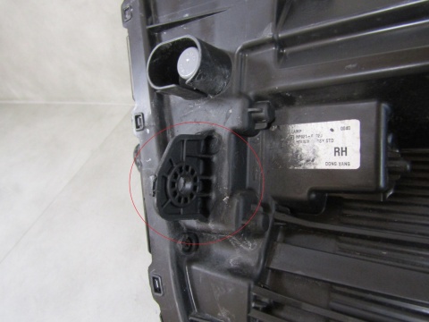 LAMPA PRZÓD HYUNDAI KONA 2 II LED 22- RH PRAWA 92102HF000