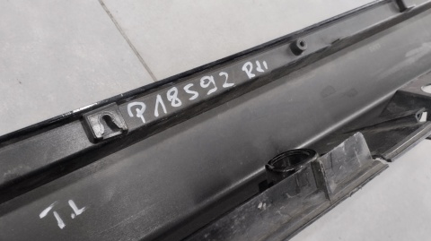 Listwa progowa prawa TOYOTA PRIUS III XW30 09-15
