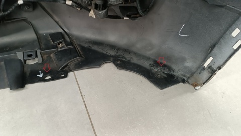Zderzak przód przedni Renault Kadjar 15-18 /+halogeny+wiązka+2 PDC