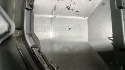 Zderzak przód przedni Renault IV 4 E Tech 25-