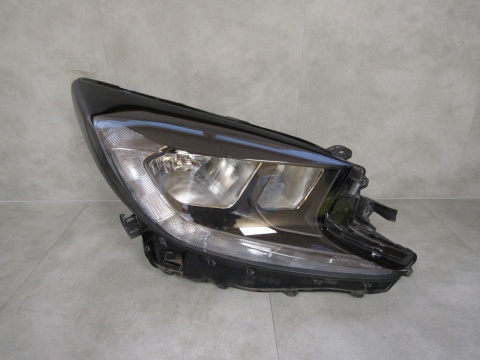 LAMPA PRZÓD TOYOTA AYGO X ZWYKŁA 22- RH