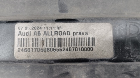 Listwa progowa prawa Audi A6 C8 ALLROAD 4K9