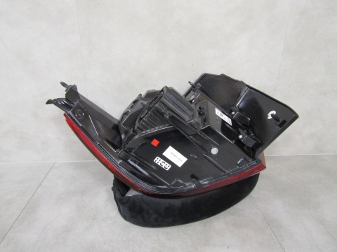 LAMPA TYŁ TYLNA OPEL FRONTERA ZWYKŁA 24- RH PRAWA 9847645180
