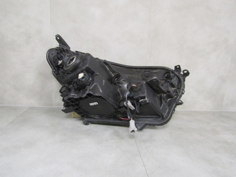 LAMPA PRZÓD TOYOTA RAV4 IV 4 LIFT ZWYKŁA 15-18 LH LEWA