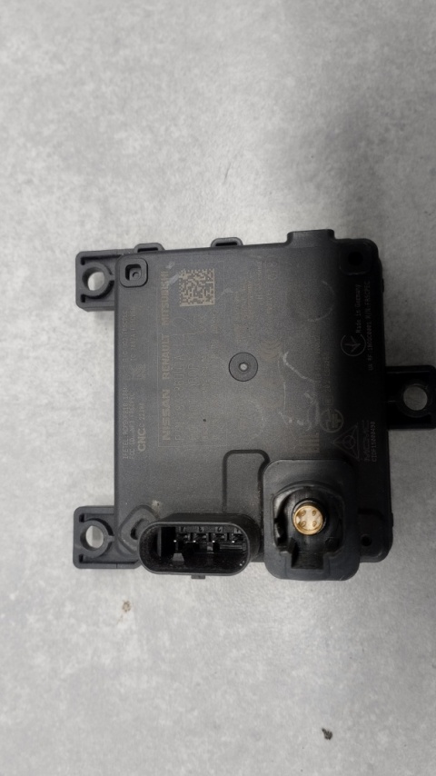 RADAR DISTRONIC CZUJNIK MODUŁ RENAULT NISSAN 2843386uu2a 0203304719