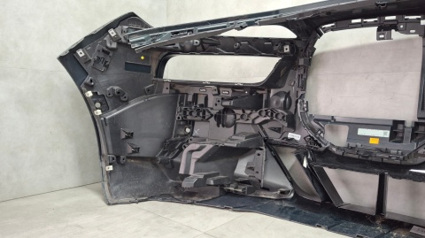 Zderzak przód przedni BMW 7 G70 M Pakiet 22-25