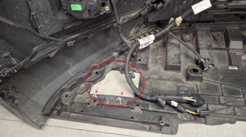 Zderzak przód przedni Dacia Sandero Stepway 3 III 23-25 / + radar