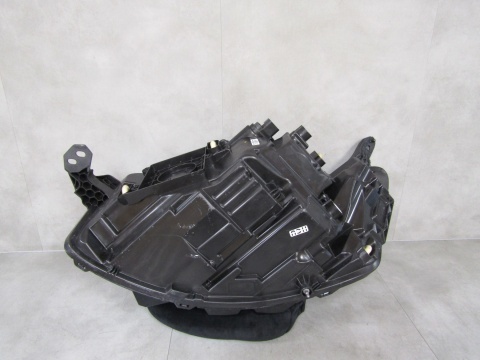 LAMPA PRZÓD VOLKSWAGEN TRANSPORTER T7 24- LOW LED RH PRAWA S741-13E014-AD
