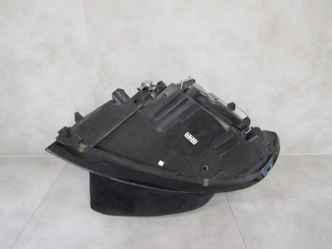 LAMPA PRZÓD VOLVO C30 ZWYKŁA SOCZEWKA 06-09 RH PRAWA 31214538