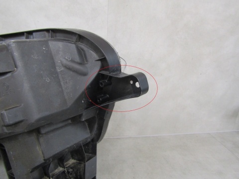 LAMPA PRZÓD RENAULT KADJAR ZWYKŁA SOCZEWKA + LED 15-18 LH 260605720R