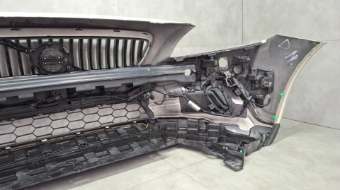Zderzak przód przedni Volvo V40 2 II Cross Country Lift 16-19
