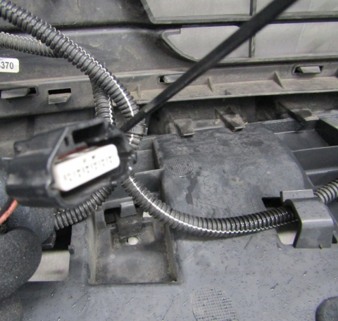 Zderzak przód przedni Opel Vivaro 2 II B 14- / podłoga + wiązka + halogeny