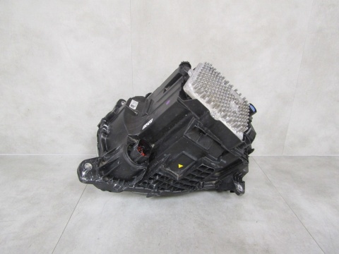 LAMPA PRZÓD LAND ROVER DEFENDER II FULL LED 20- RH PRAWA L8B213W029HG