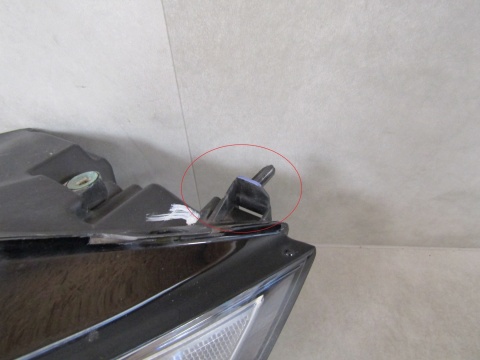 LAMPA PRZÓD JAGUAR XF X260 KESNON NIESKRĘTNY LH LEWA 15-20