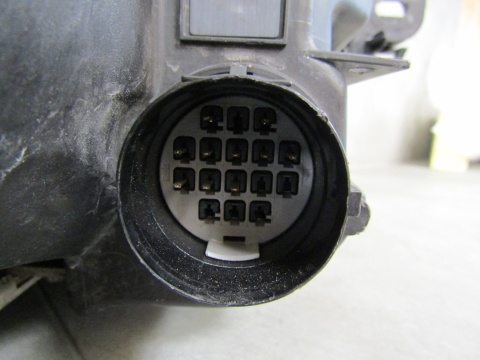 LAMPA PRZÓD JAGUAR XF X260 KESNON NIESKRĘTNY LH LEWA 15-20
