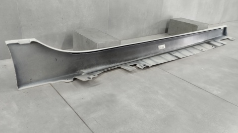 Listwa progowa lewa BMW 1 F40 2 F44 19- próg