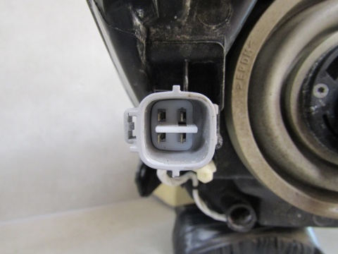 LAMPA PRZÓD PEUGEOT 108 ZWYKŁA SOCZEWKA 14- LH LEWA 90026268