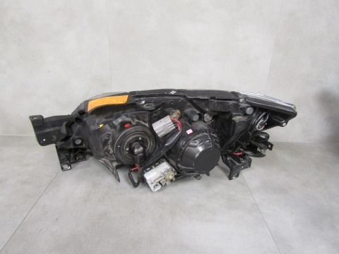 LAMPA PRZÓD SUBARU IMPREZA 3 III KSENON RH PRAWA 07-11