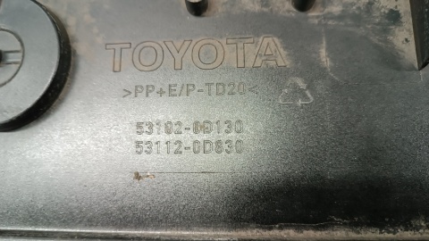 Zderzak przód przedni Toyota Yaris 3 III Lift /+ halogeny 17-19