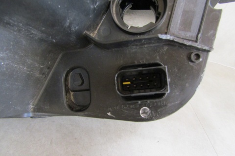 LAMPA PRZÓD TOYOTA PROACE 2 II KSENON NIESKRĘTNY 16-23 LH 9808589980-00