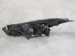 LAMPA PRZÓD NISSAN MICRA K14 ZWYKŁA + LED 16-22 RH 26010-5FA0A